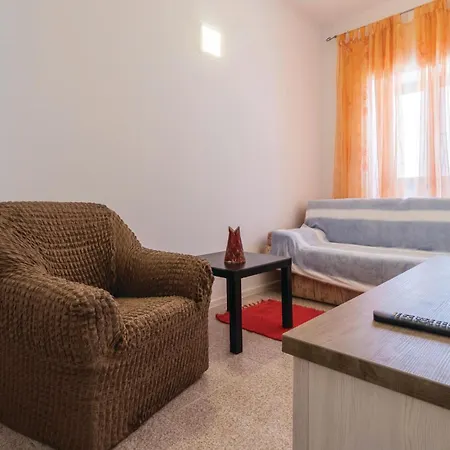 Pet Friendly In With Wifi Apartment Pula